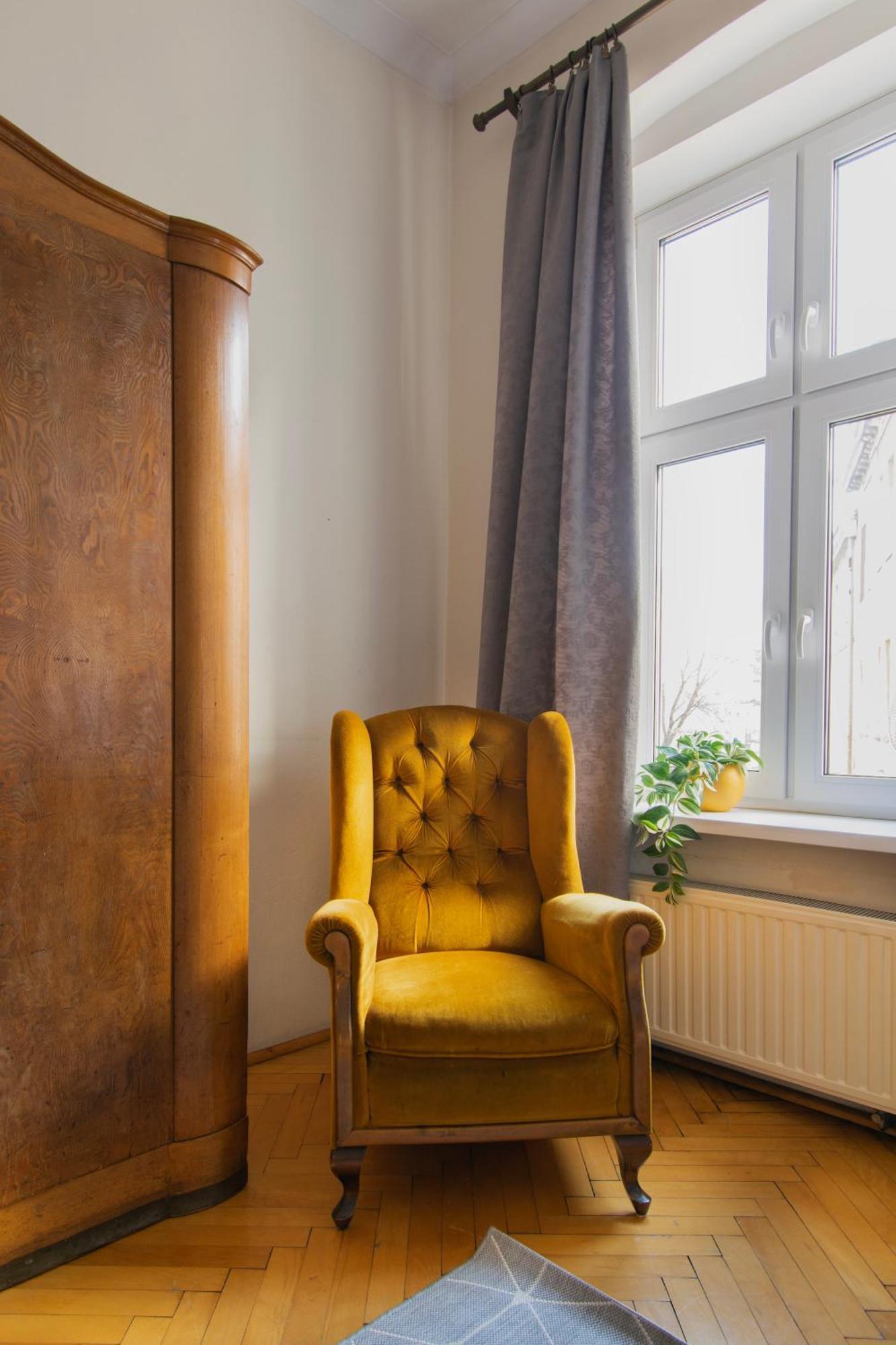 Cozy Krakowska Street, Kazimierz District *