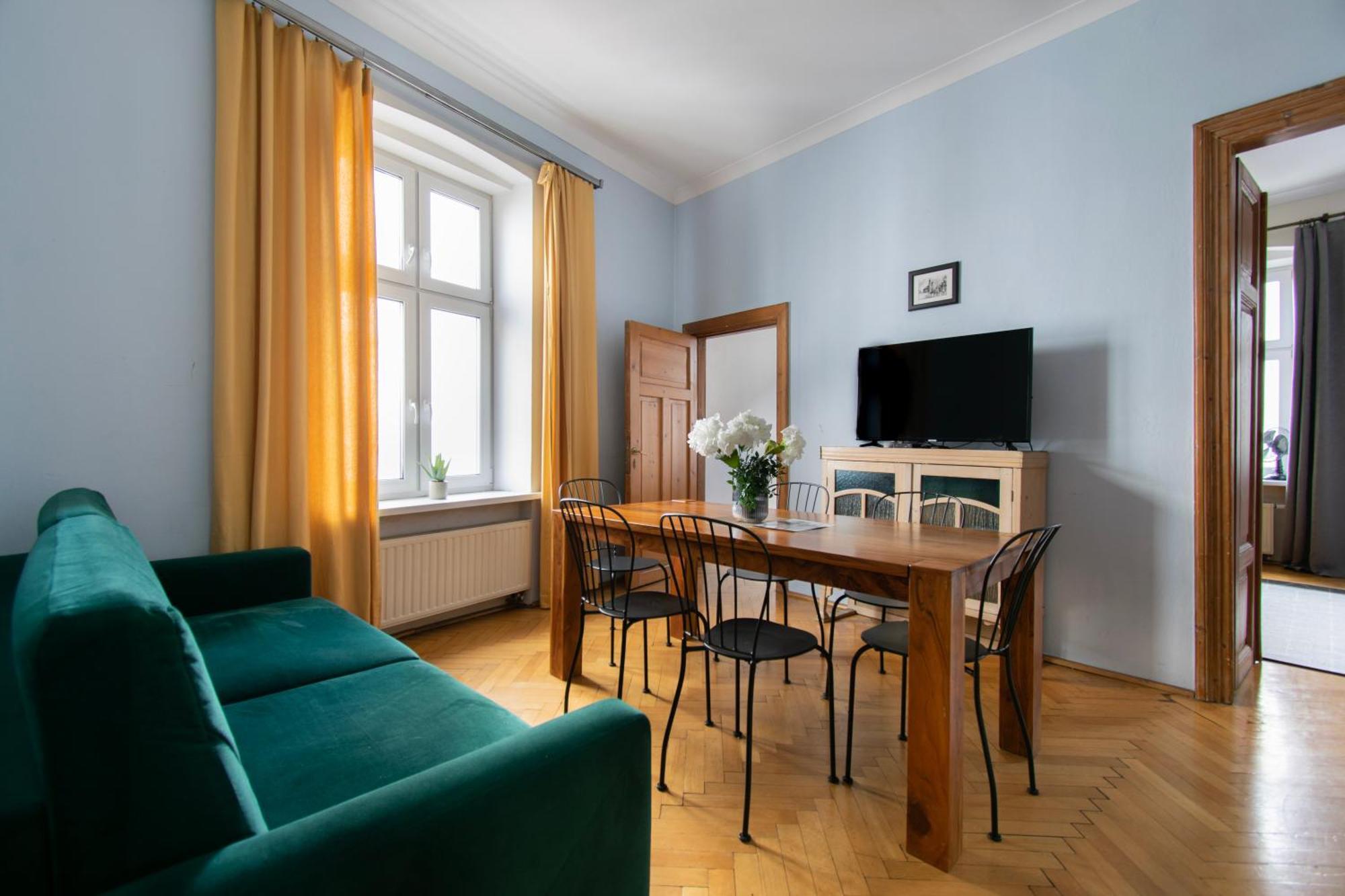 Cozy Krakowska Street, Kazimierz District Apartment